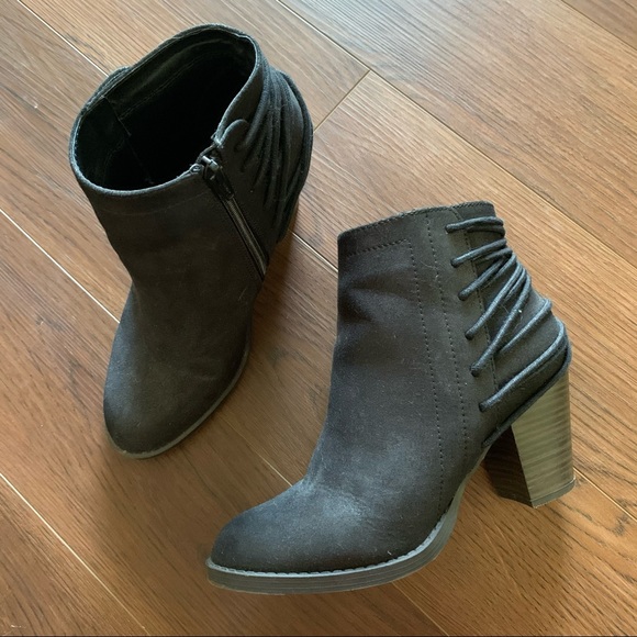 Candie’s | Heeled Booties - Picture 1 of 5